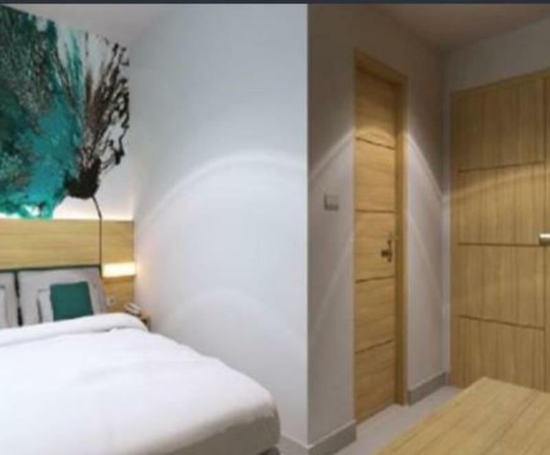 Reddoorz @ Hotel Arimbi Dewi Sartika Baru Bandung Exterior foto