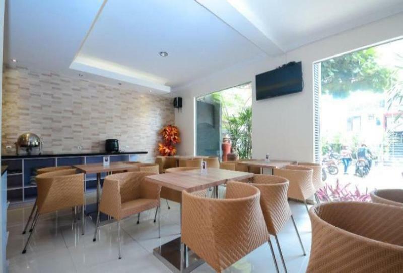 Reddoorz @ Hotel Arimbi Dewi Sartika Baru Bandung Exterior foto